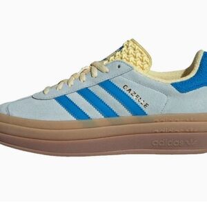 Nike gazelles size 8